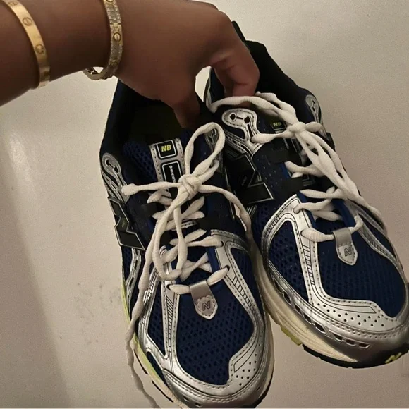 New Balance Navy and Metallic Running Shoes - Picture 2 of 3